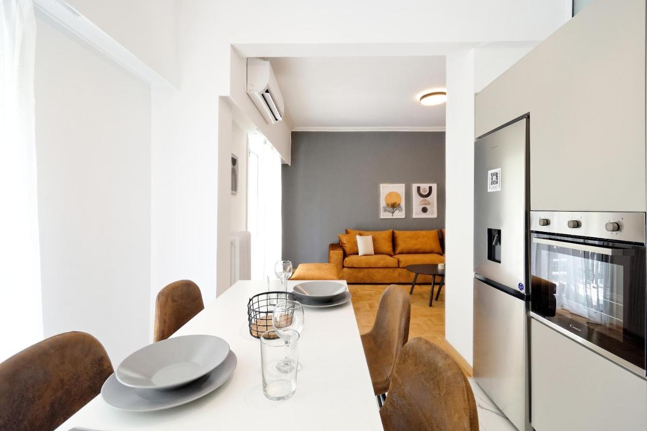 Elegant Big Apartment In Athens Center With Balcony Exterior photo