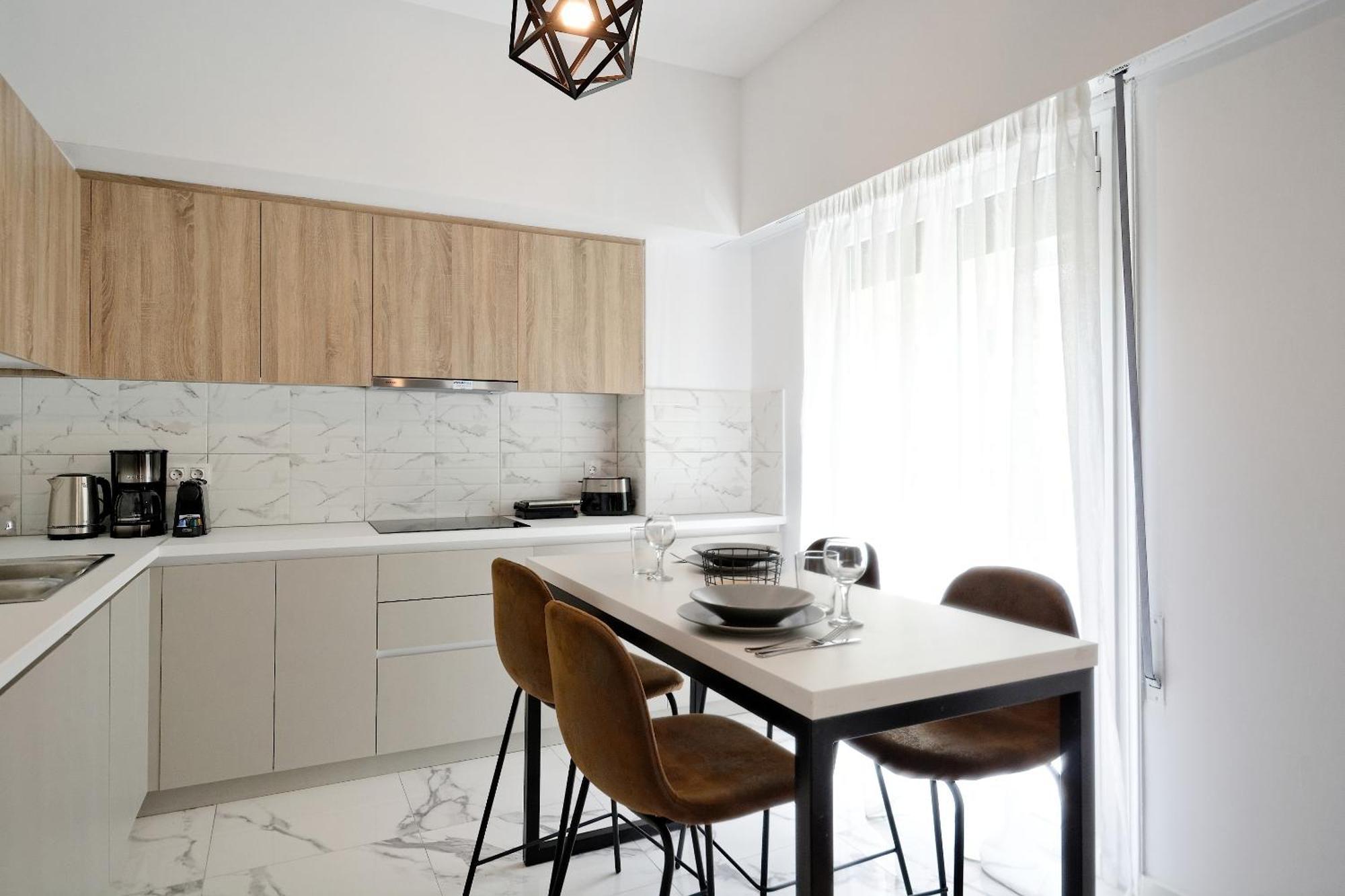 Elegant Big Apartment In Athens Center With Balcony Exterior photo